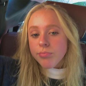 Meet your Posher, Clara